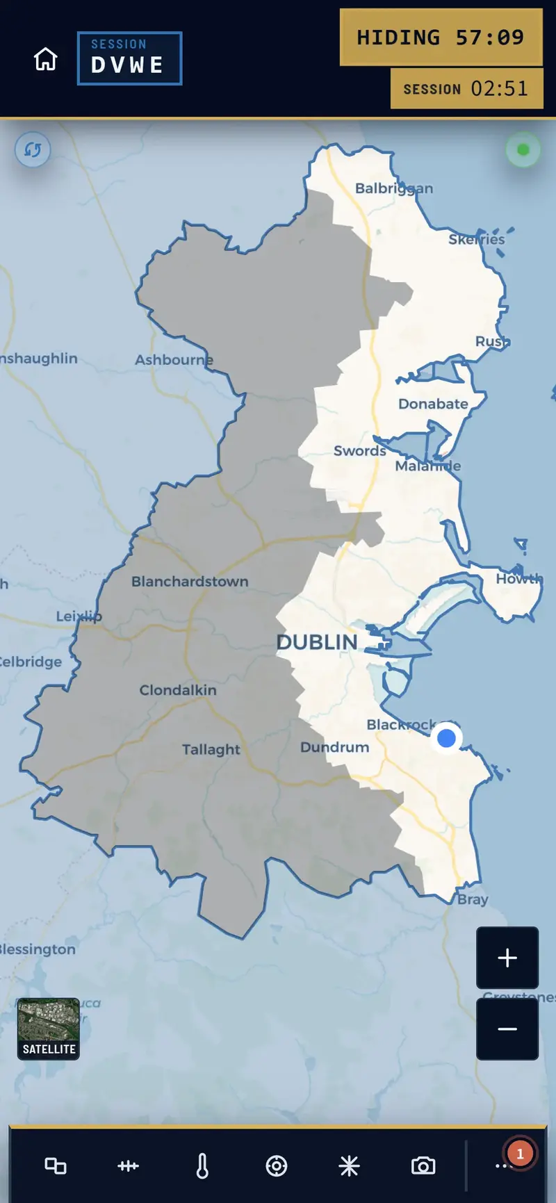 Jet Lag Map Companion live seeker map over Dublin with play zone and timers